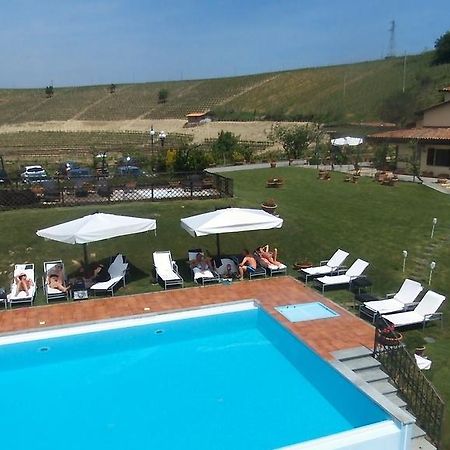La Maragliana Aparthotel Castel Rocchero Exterior photo